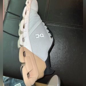 ON Cloudflyer Womens